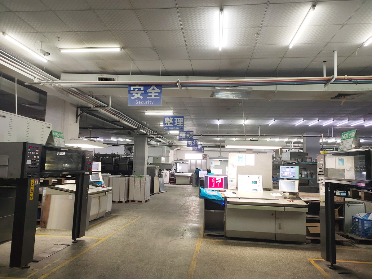 Equipment for brochure printing workshop3