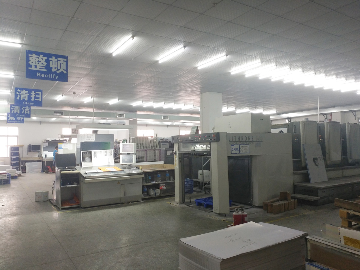 Equipment for brochure printing workshop4